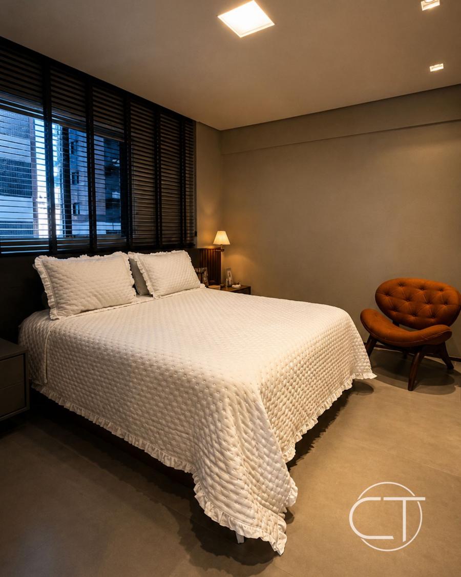 APARTAMENTO COM PÉ DIREITO DE 5,5M